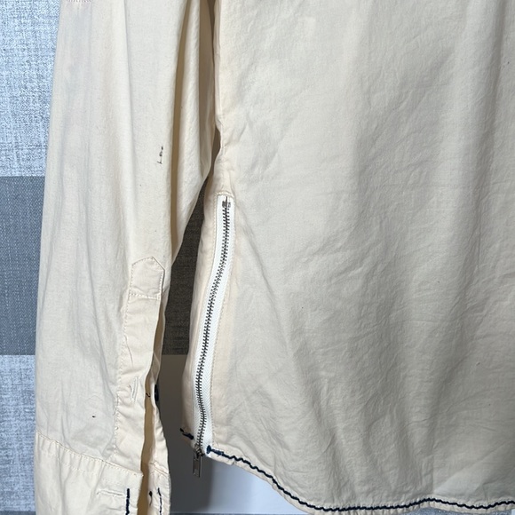 Roar Long Sleeve Button Up - Picture 9 of 9